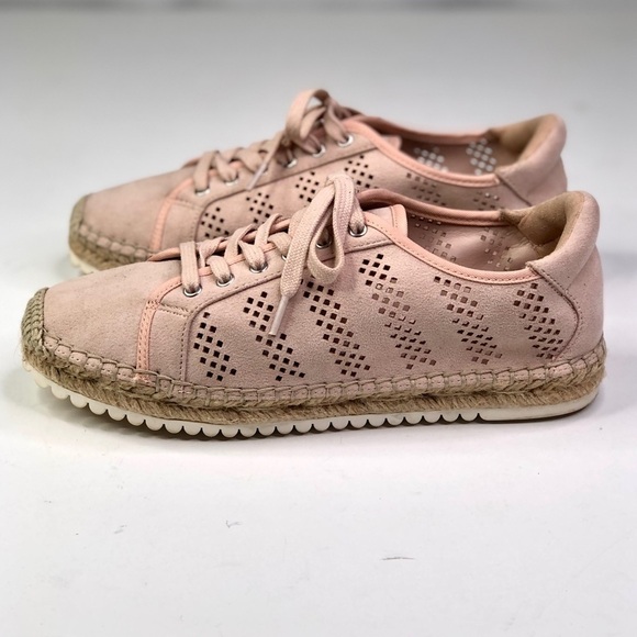 Marc Fisher ballet pink vegan suede perforated sneaker espadrilles 6.5 - Picture 4 of 11